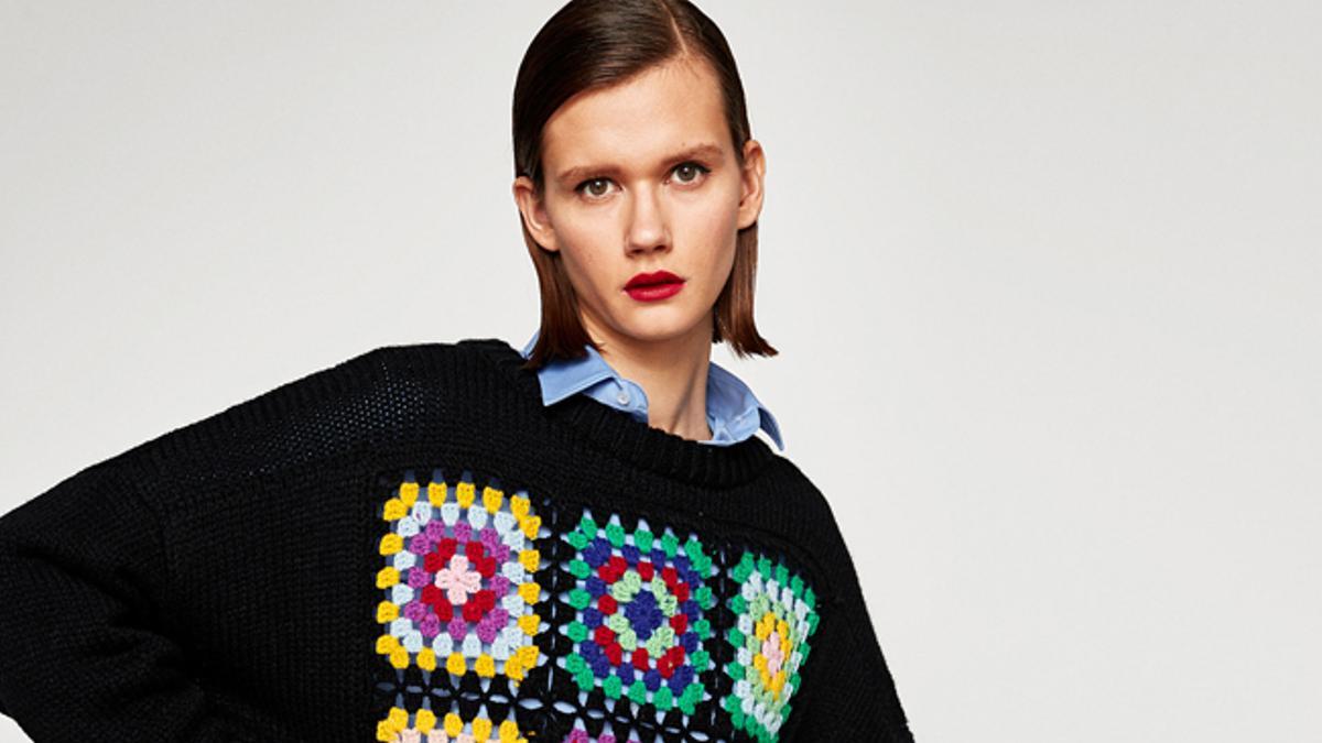 La última prenda polémica de Zara: el jersey de crochet colorido