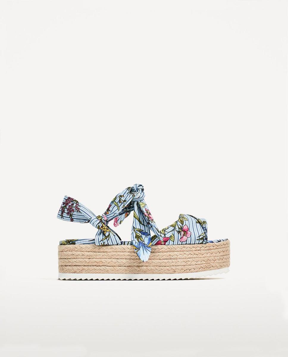 Zapatos Zara: cuña de flores