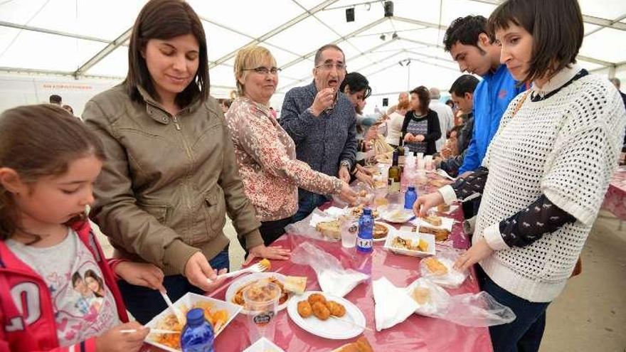 Asistentes a la degustación.  // Gustavo Santos