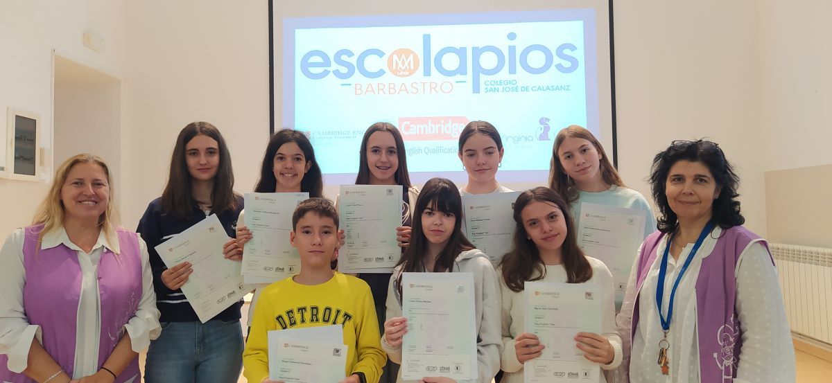 Entrega de diplomas Cambridge en el colegio San José de Calasanz de Barbastro.