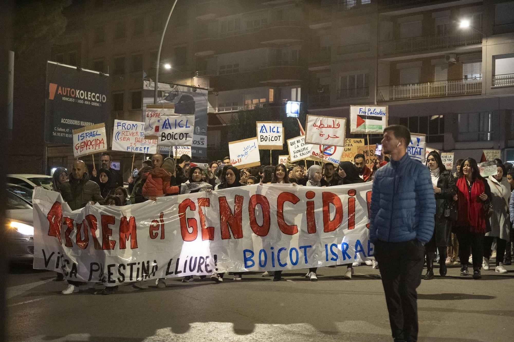 Les imatges de la manifestació a favor de Palestina a Manresa