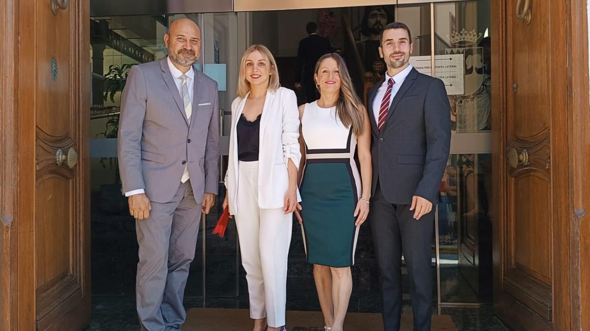 Los cuatro concejales del Grupo Socialista en el Ayuntamiento de Oliva
