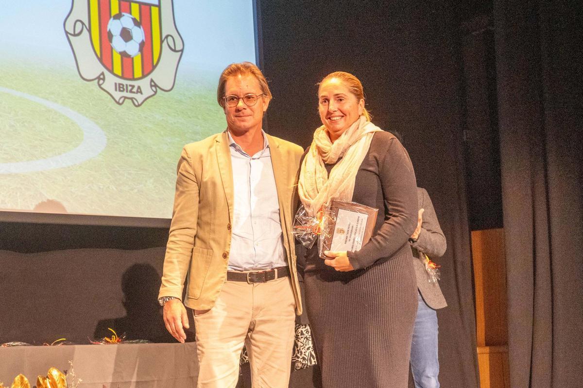 La Peña Deportiva celebra sus 90 años de historia con una emotiva gala llena de reconocimientos La Peña Deportiva celebra sus 90 años de historia con una emotiva gala llena de reconocimientos