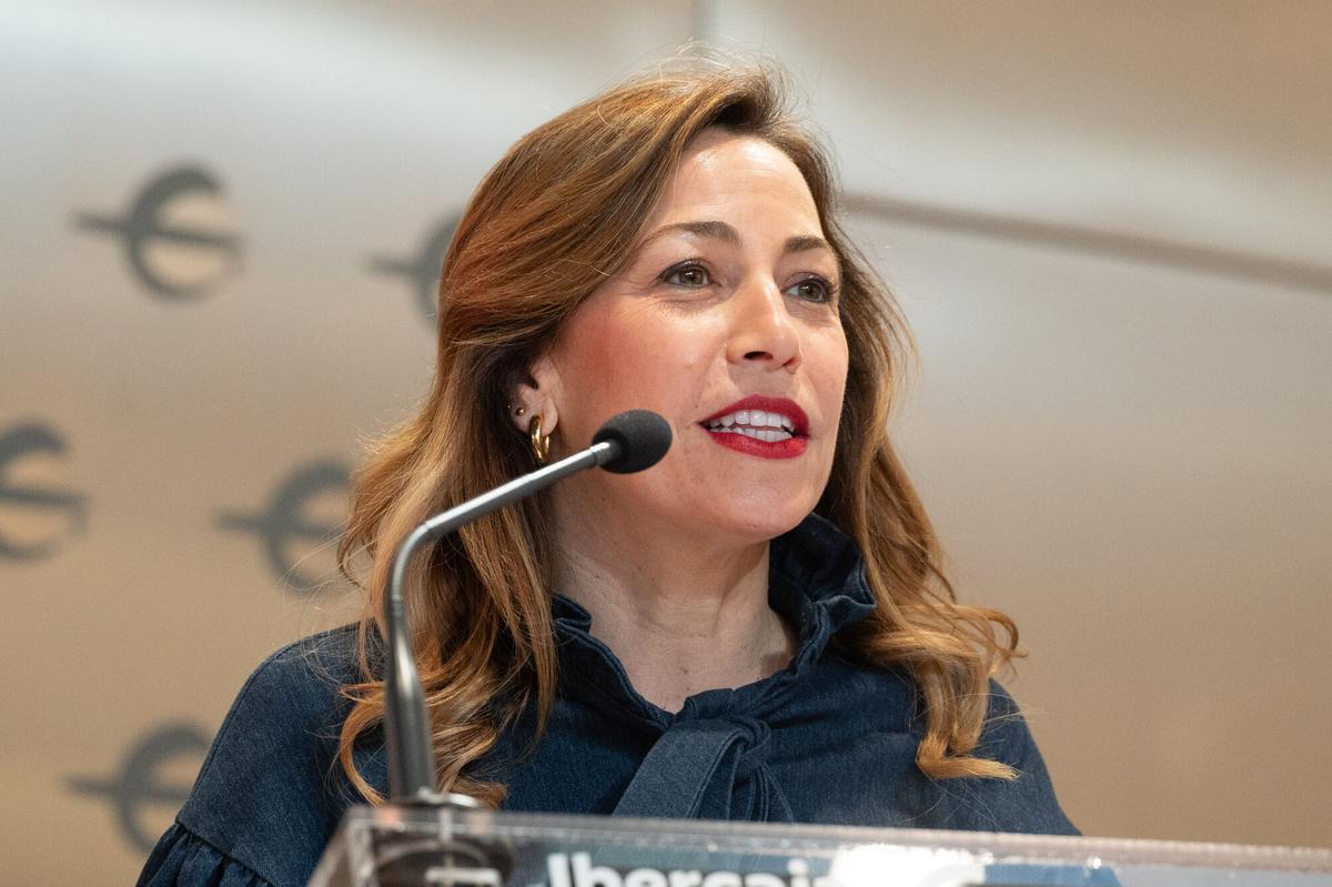 La entrega de premios a jorgeadores, patrocinadores, instituciones y medios de comunicación se ha celebrado este miércoles con la presencia de la alcaldesa de Zaragoza, Natalia Chueca.