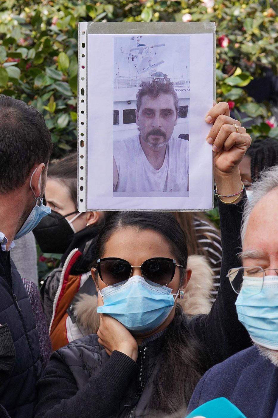 Miles de personas bajo una misma petición: retomar la búsqueda de los desaparecidos del "Villa de Pitanxo"