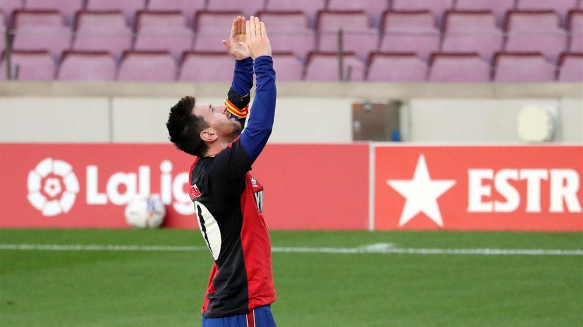 Messi, en la celebración con la camiseta de Newell's