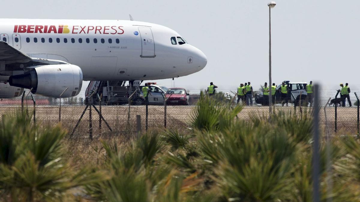 Comienza la huelga de tripulantes de Iberia Express convocada por USO.