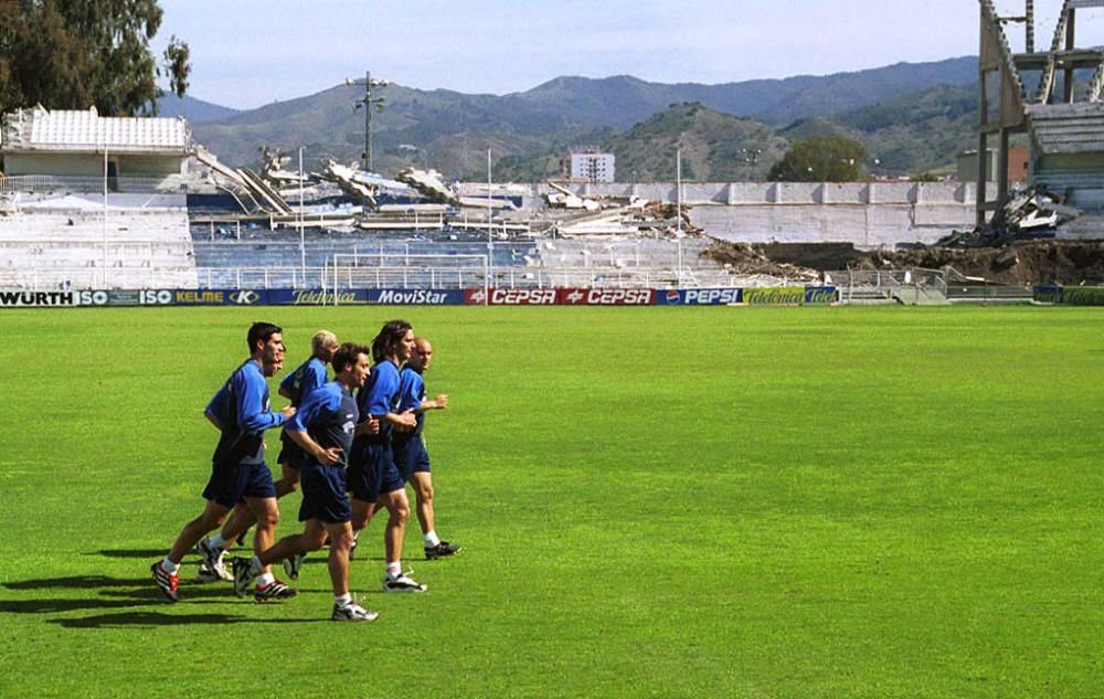 En el año 2000, el estadio de La Rosaleda se sometió a una gran remodelación y ampliación de su aforo para llegar a albergar a más de 30.000 aficionados. Remodelación que se completaría en 2010.