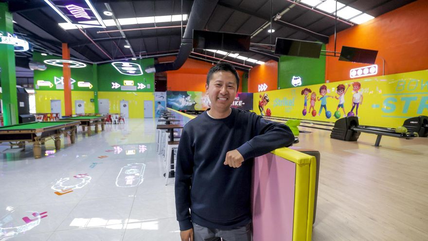 Los chinos de Mallorca se reinventan: de bazares y restaurantes a inmobiliarias y chiquiparks