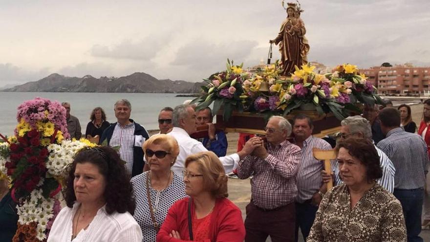 Procesión marinera en Calabardina