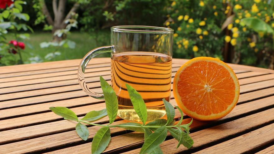 Infusión de piel de mandarina, la bebida ideal para adelgazar y dormir bien