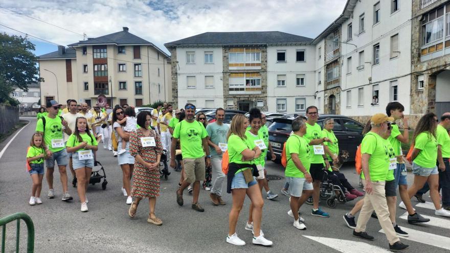 Marcha solidaria de la Asociación Benéfica Hospital Asilo de Luarca