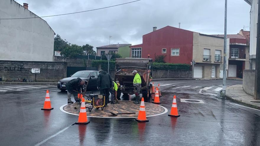 La eliminación de una rotonda en la avenida de Portugal, ayer.