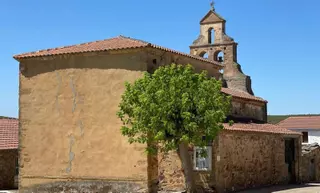 Un pueblo de Zamora evita la venta de su iglesia a un particular