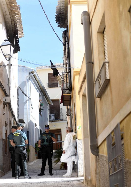 Las imágenes del incendio que ha acabado con la vida de tres personas en Ricote