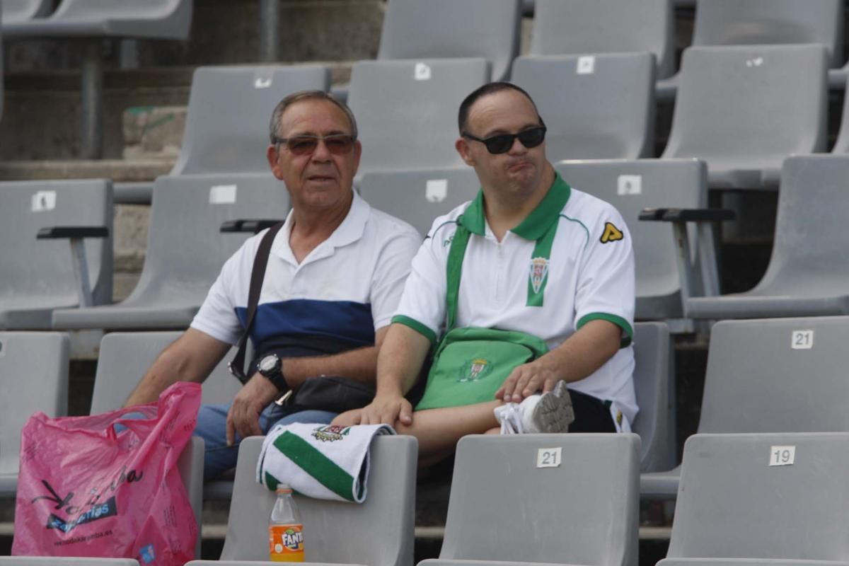 Los aficionados en el Arcángel