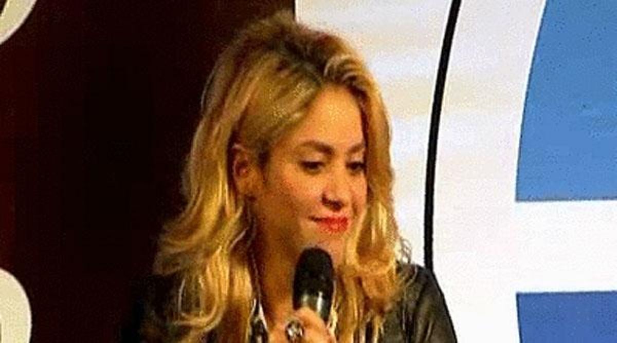 Shakira, en la presentació del llibre del seu pare, a Bogotà.