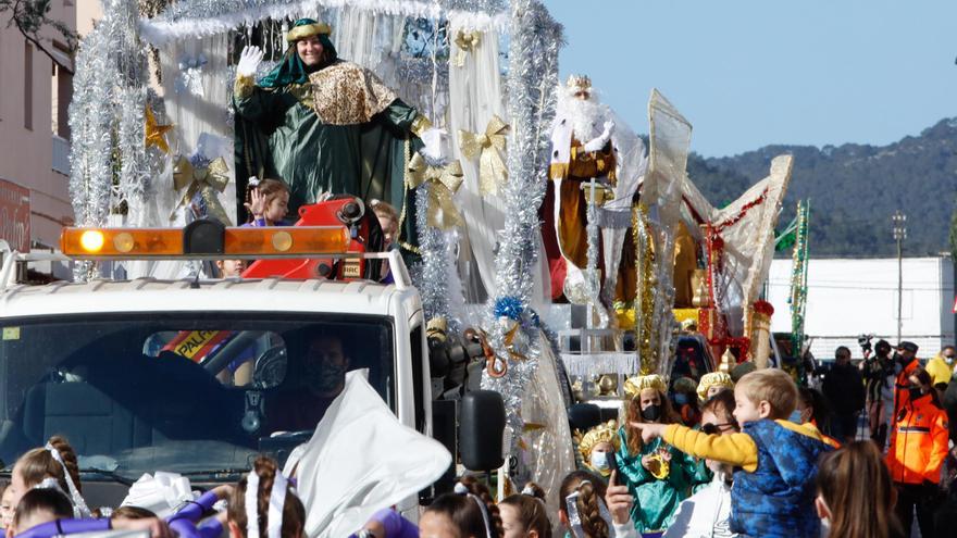 Los Reyes Magos en Ibiza: Un desfile real muy angelical en Puig d&#039;en Valls