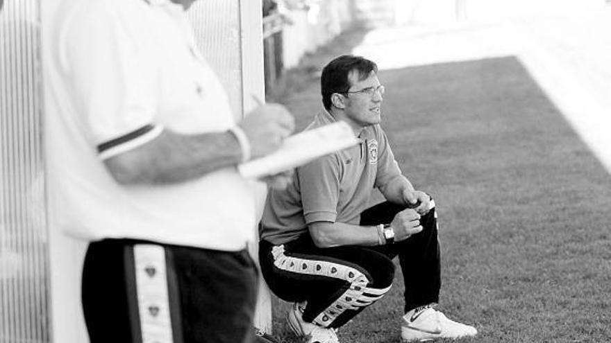 Julio Arniella, durante un partido en Tabiella.