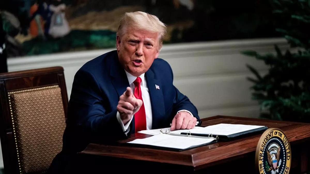 Trump suaviza los aranceles al sector de la automoci車n
