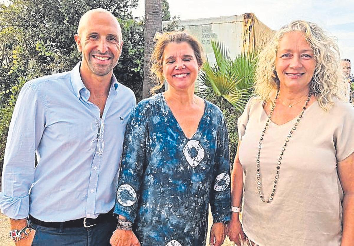 Álvaro Roca, Cristina Salas y Pilar Amate.