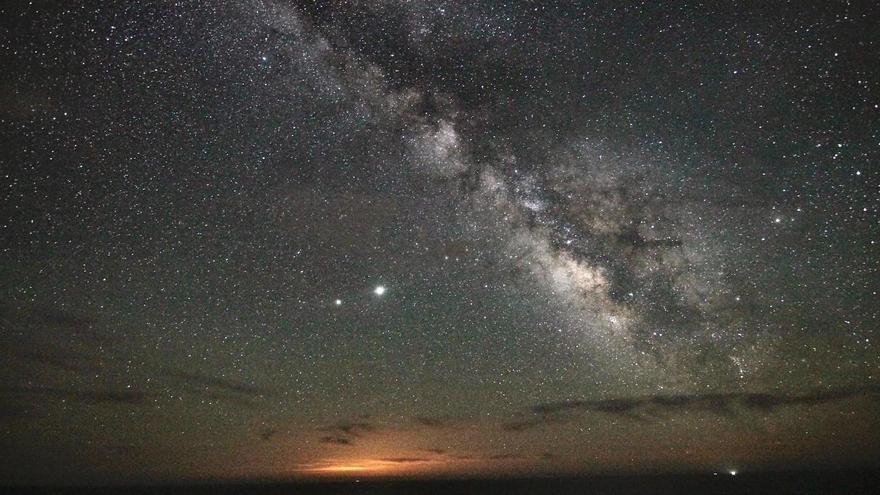 Espectacular imagen de la Vía Láctea desde Formentera