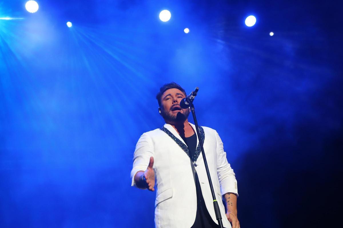 El quejío de Miguel Poveda suena en Córdoba