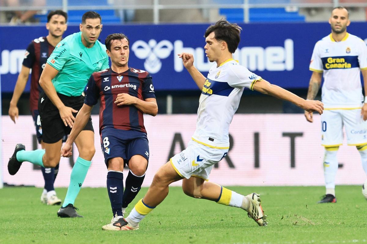 El Éibar-UD Las Palmas, en imágenes