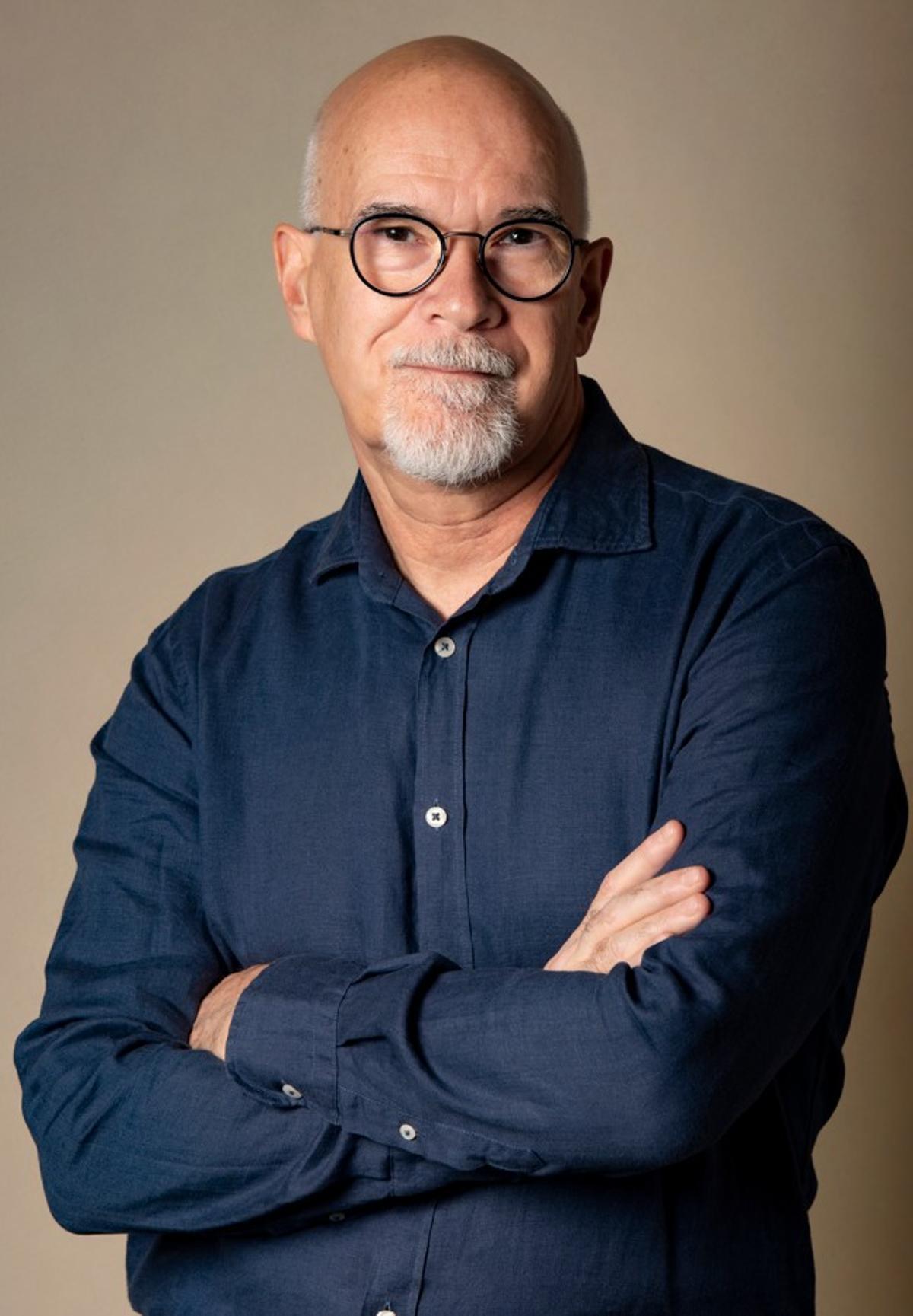 L'autor gironí Pep Roura, autor de la novel·la negra "Monsieur Diógenes".