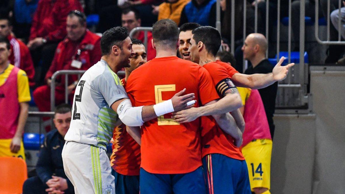 España necesita la victoria este martes contra Serbia