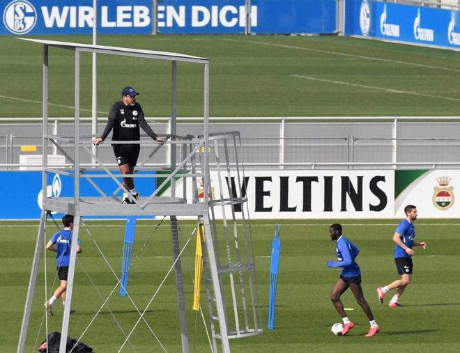 El Schalke 04 vuelve a los entrenamientos entre medidas de seguridad