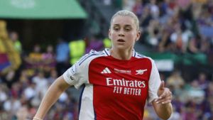 Les angleses discuteixen la Pilota d’Or a Mariona, Alèxia i Aitana