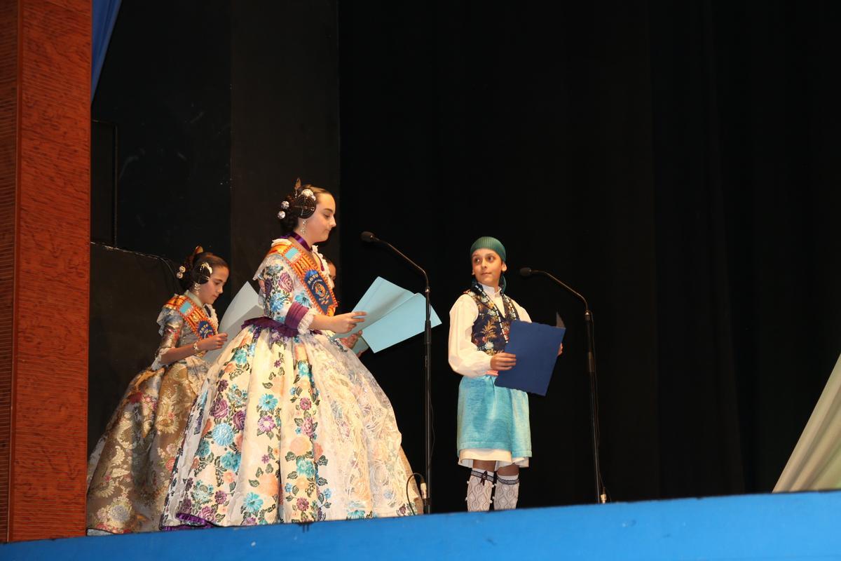 GALERÍA I El homenaje poético infantil de las Fallas de Burriana en imágenes