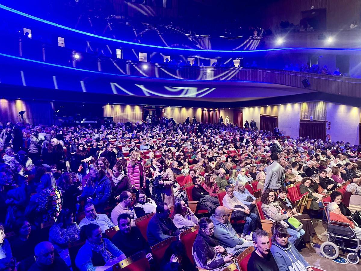 El concierto de Víctor Manuel en Gijón, en imágenes El concierto de Víctor Manuel en Gijón, en imágenes