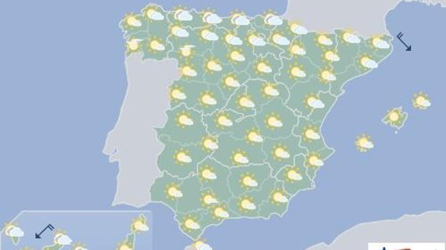 Nubes al norte de Canarias y despejado en el resto