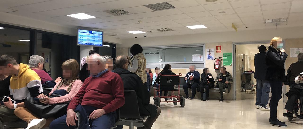 La sala de espera de las Urgencias del Hospital La Fe en una imagen prepandemia.