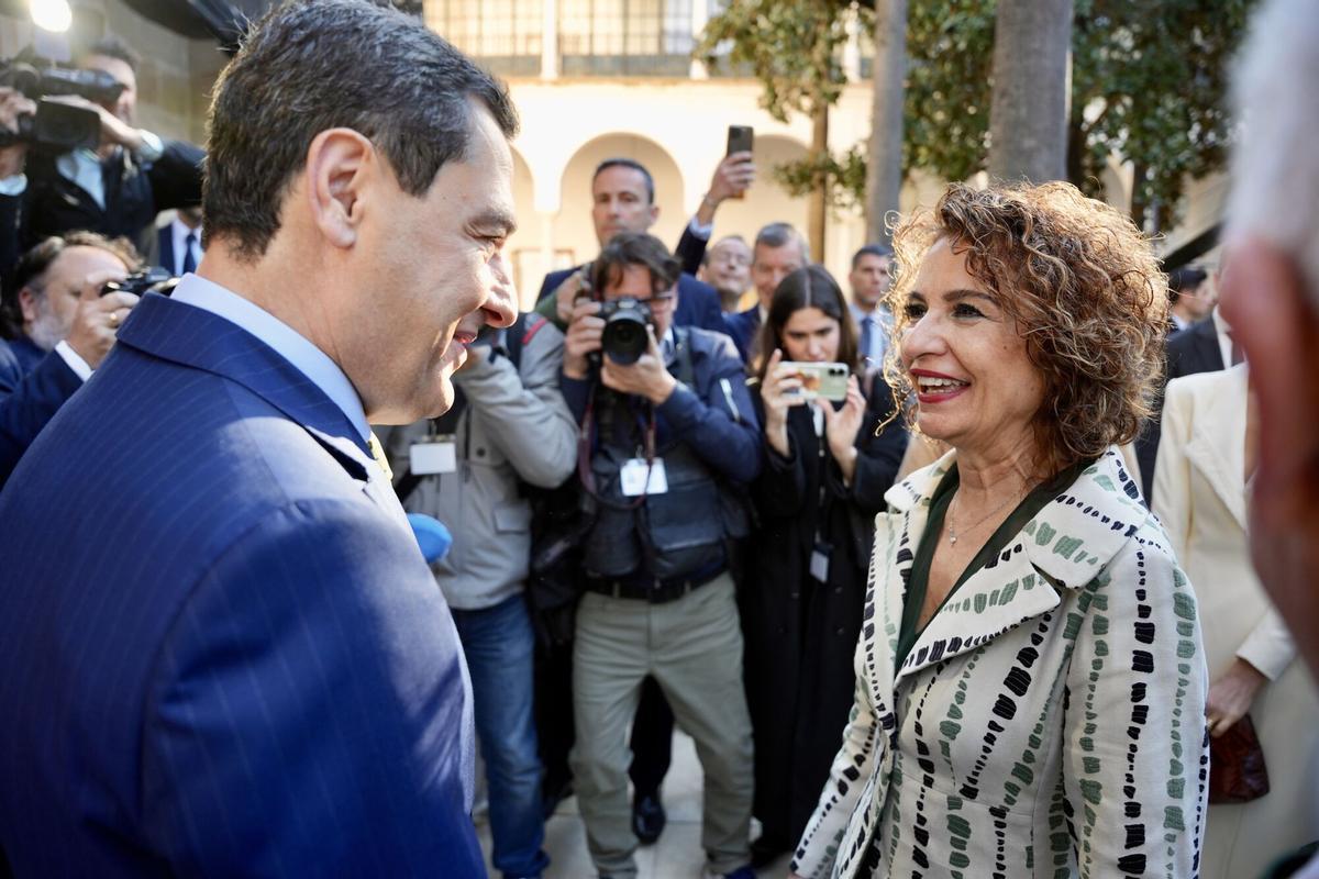 Juanma Moreno y María Jesús Montero