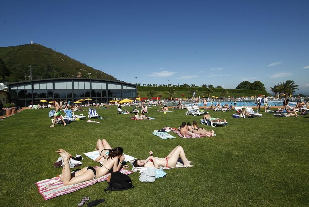 Piscinas del Centro Asturiano de Oviedo