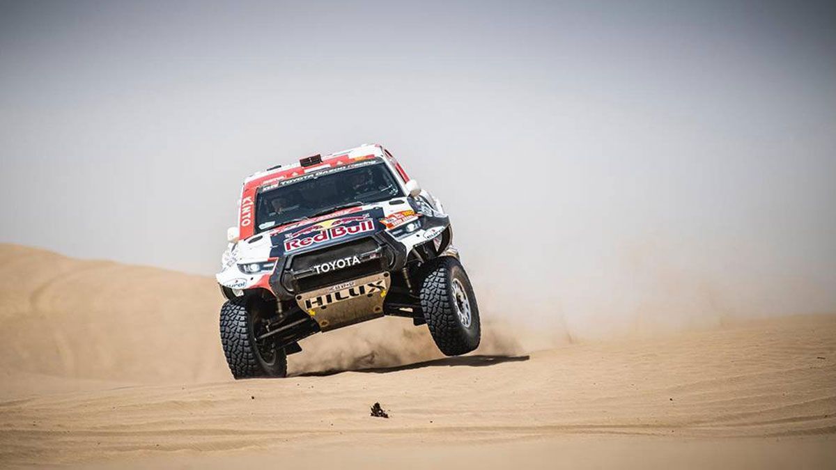 Al-Attiyah, durante la 11ª y penúltima etapa del Dakar