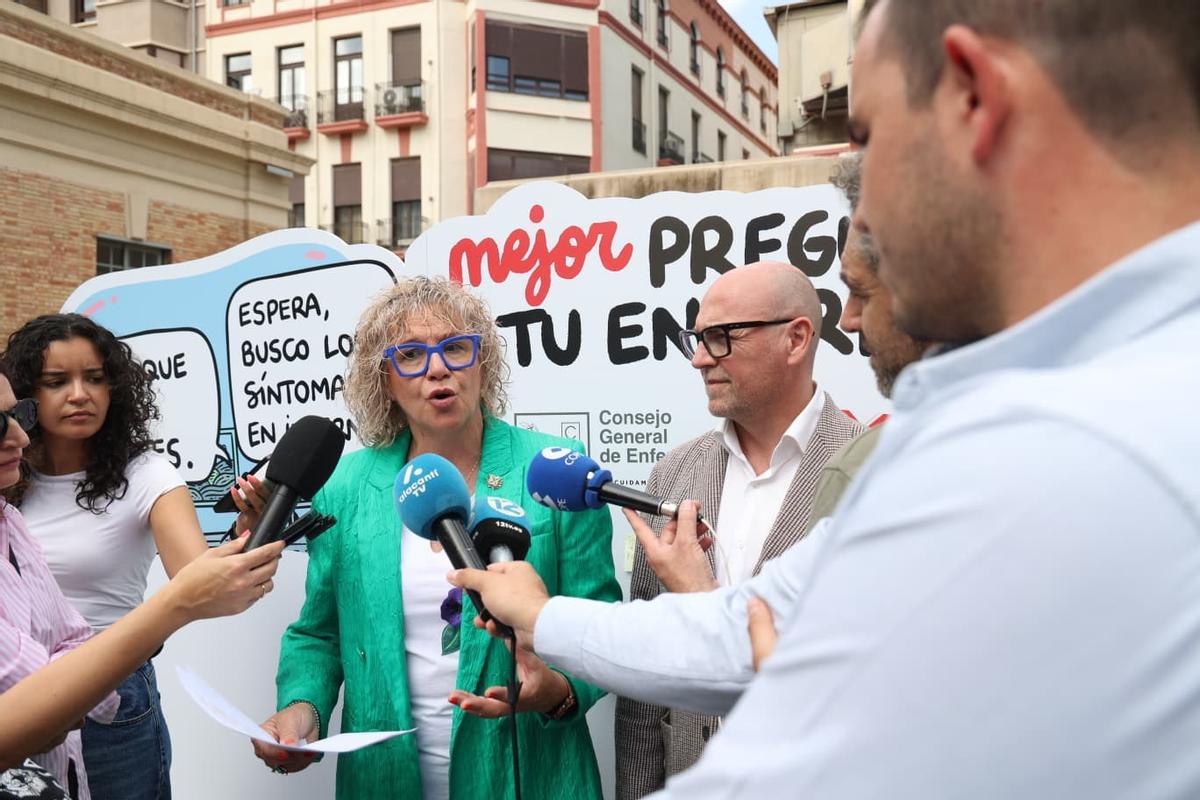 Talleres y reivindicaciones en Alicante en el Día Internacional de la Enfermería