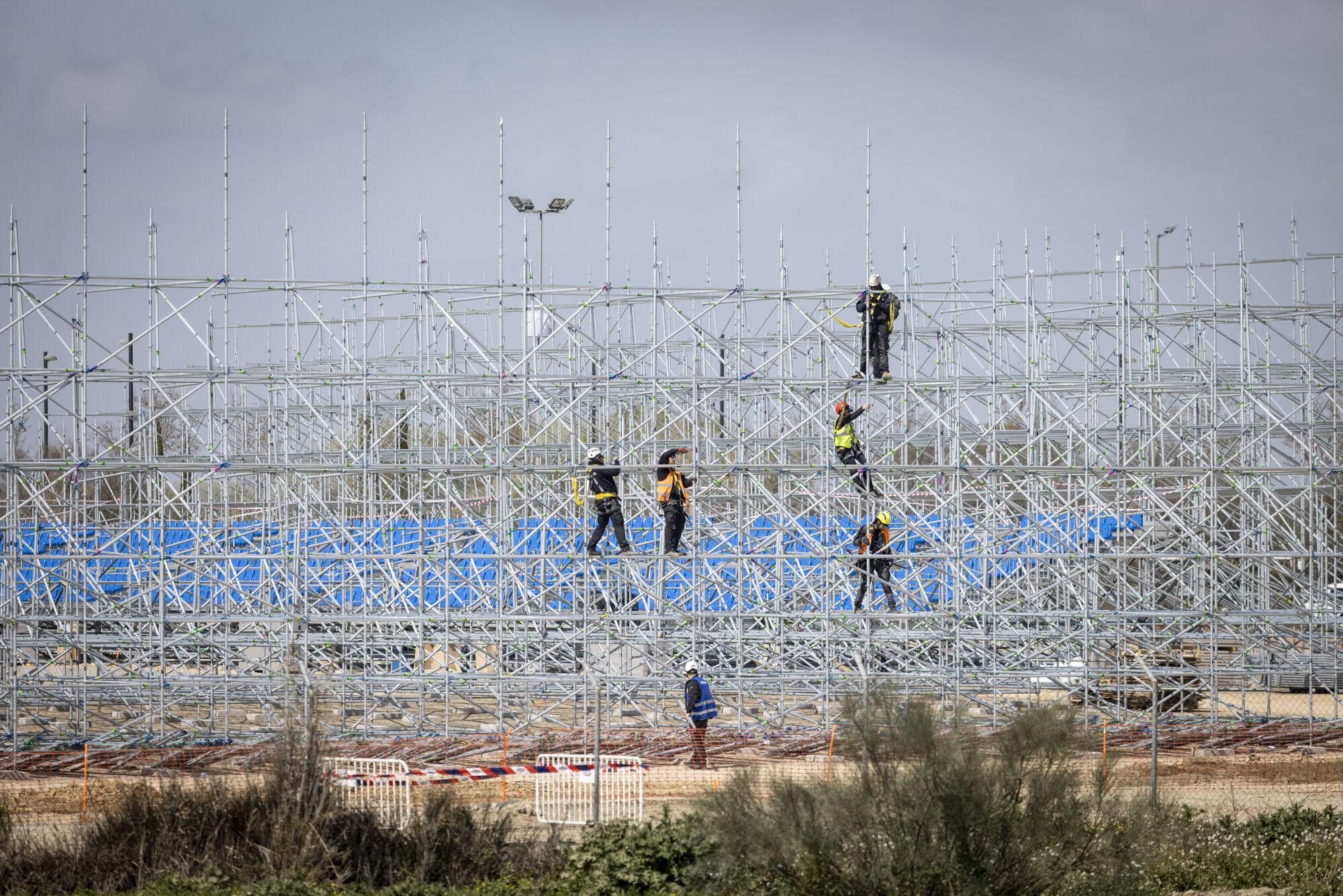En imágenes | Así ha sido la construcción de la 'mini Romareda' 