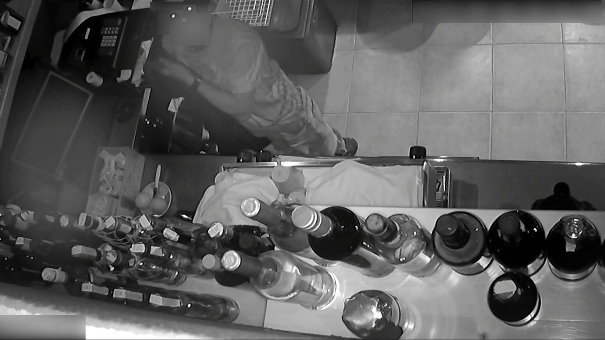 Imagen tomada por una de las cámaras de seguridad del restaurante en Torre Pacheco.
