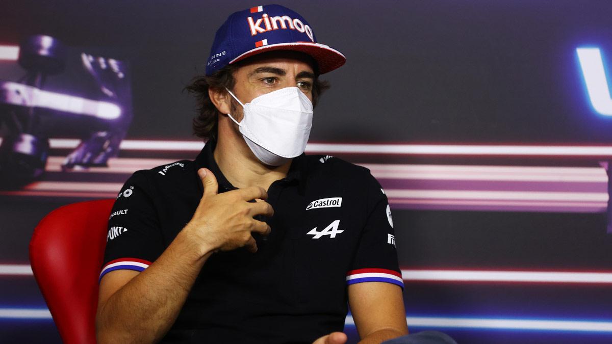 Alonso, durante la rueda de prensa en Austria