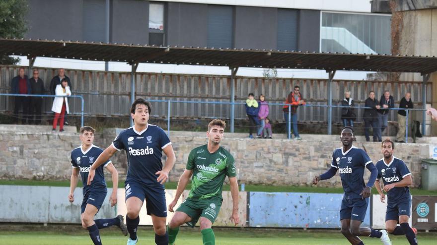 El Club Deportivo Arenteiro es aún más líder