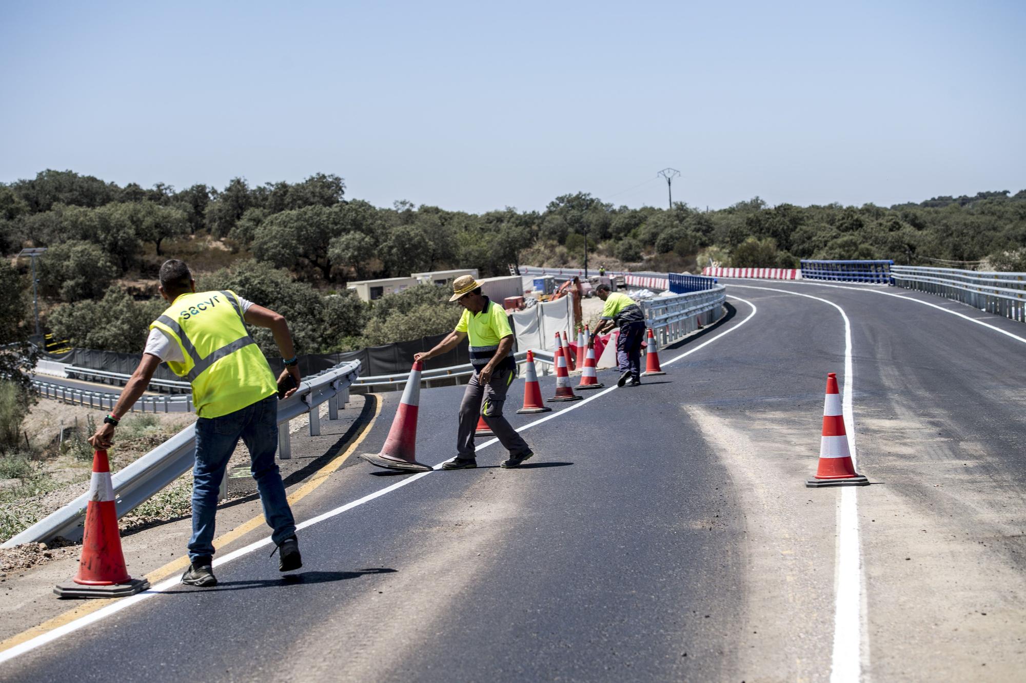 El nuevo puente de la N-523 entre Cáceres y Badajoz ya está abierto al tráfico