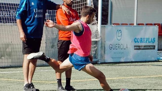 Integrantes del Atzeneta UE, en una entrenamiento reciente. | LEVANTE-EMV