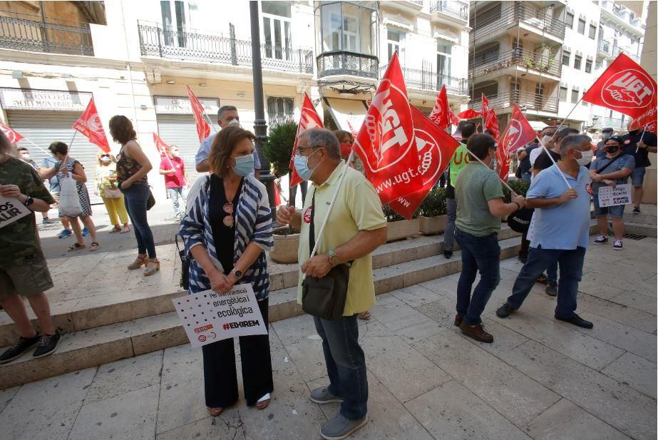 Los sindicatos piden rescatar personas, empleos y salarios