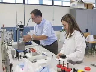 La UJI patenta un material que conduce el calor a 400º
