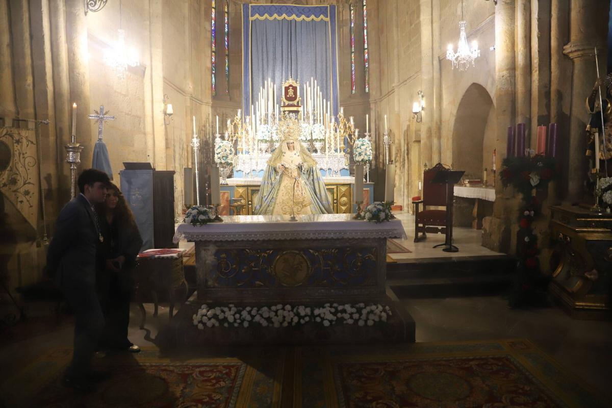 Besamanos inmaculada santa marina