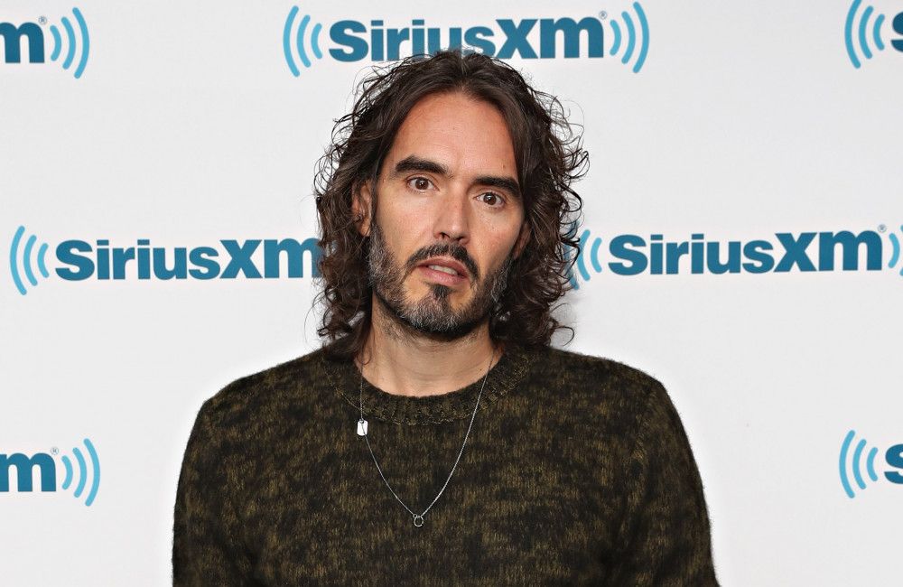 Russell Brand acusado de violación y abusos